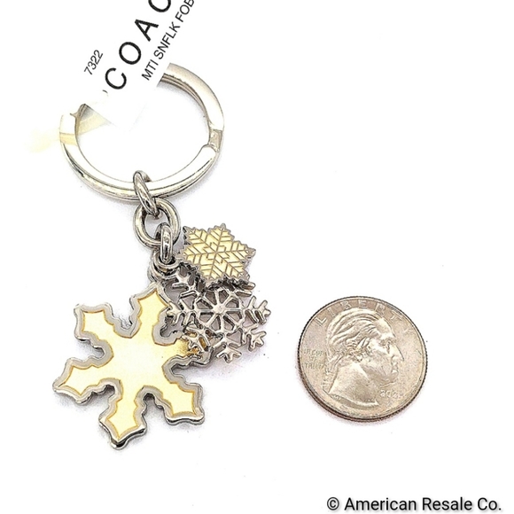 COACH Multi Snowflake Keychain Fob Purse Charm NWT #7322 - Picture 3 of 5